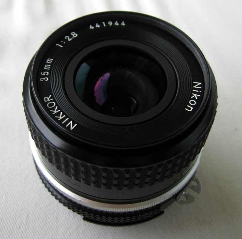Nikon Nikkor / Nikon 35mm f2 heritage lens body