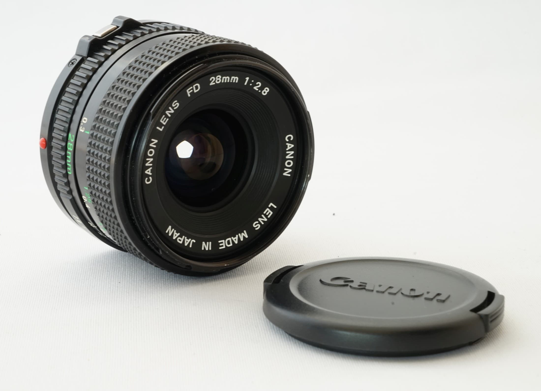 Canon FD 28mm f/2 heritage lens body