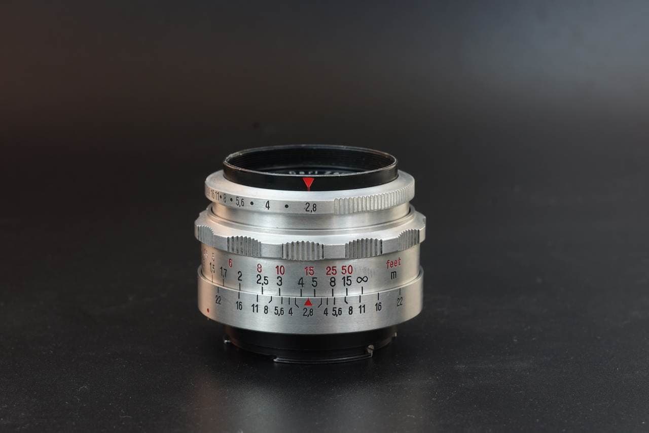 Carl Zeiss Carl Zeiss Tessar Silver 8 Blade : 50 mm, f2.8 view 2