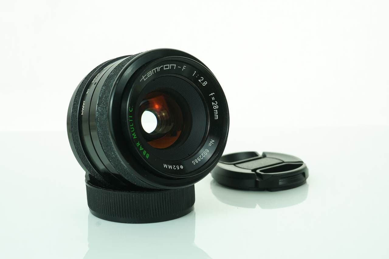 Tamron Tamron 28mm f2.8 heritage lens body