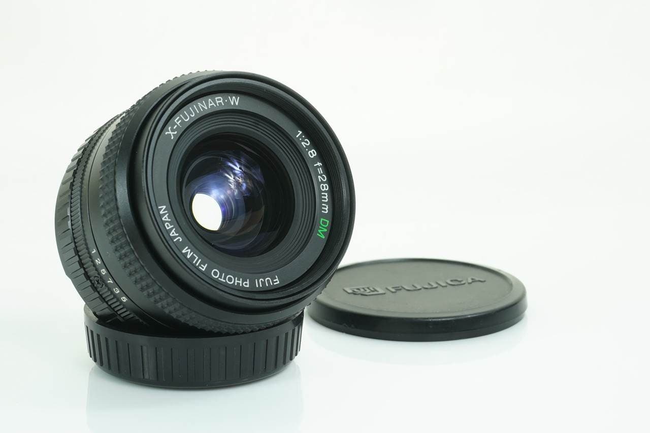 Fuji Fuji 28mm f2.8 heritage lens body